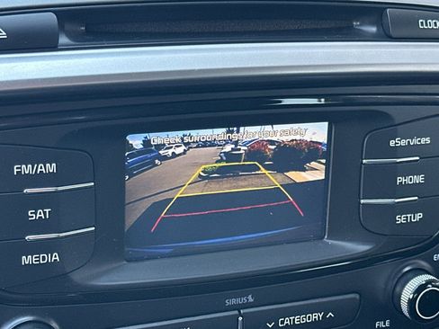 Used 2016 Kia Sorento AWD w/ LX Convenience Package image 19