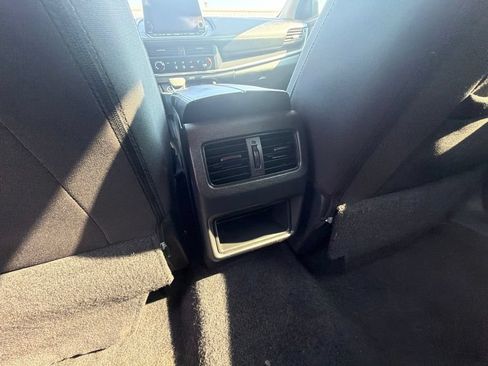 Used 2023 Nissan Rogue S FWD image 49