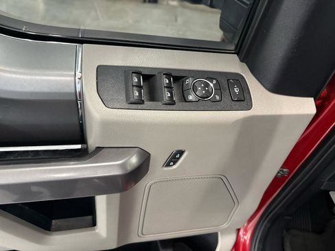 Used 2021 Ford F250 XLT w/ XLT Premium Package AWD/4WD image 30