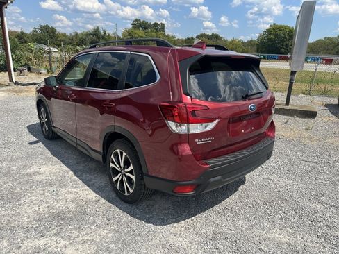Used 2019 Subaru Forester Limited AWD/4WD image 7