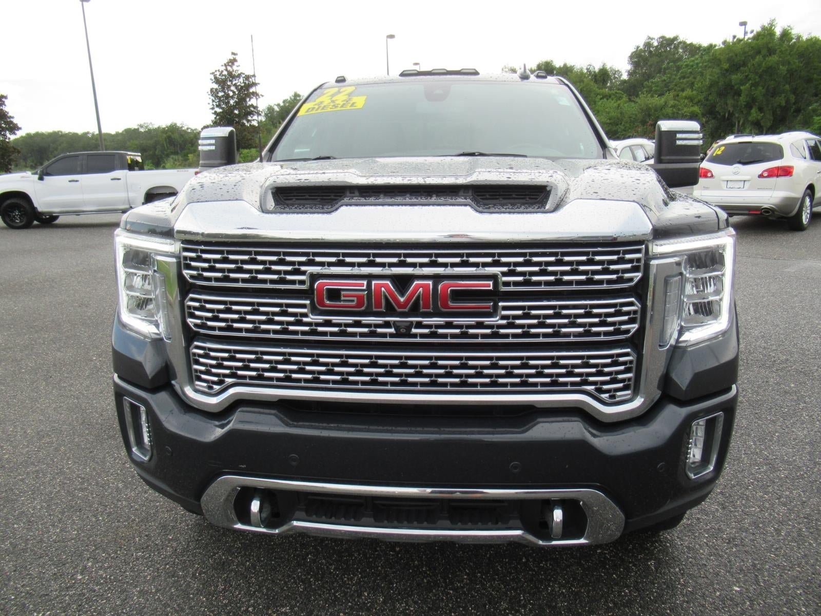 Used 2022 GMC Sierra 2500 Denali AWD/4WD image 3