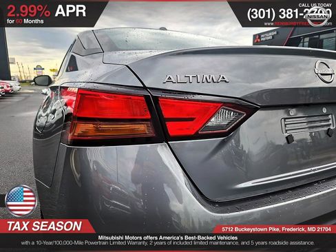 Used 2024 Nissan Altima 2.5 SV image 12