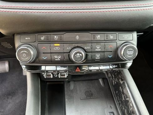 Used 2023 Dodge Durango R/T AWD/4WD image 21