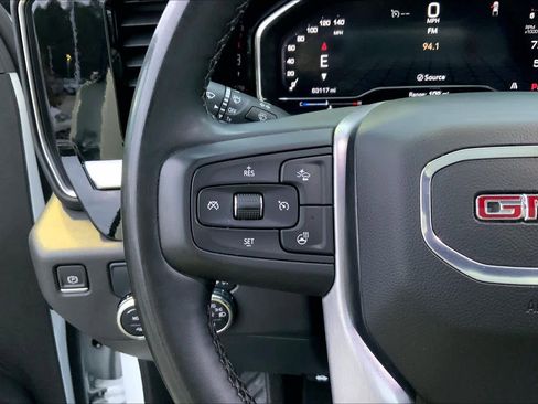 Used 2024 GMC Sierra 1500 SLT image 22