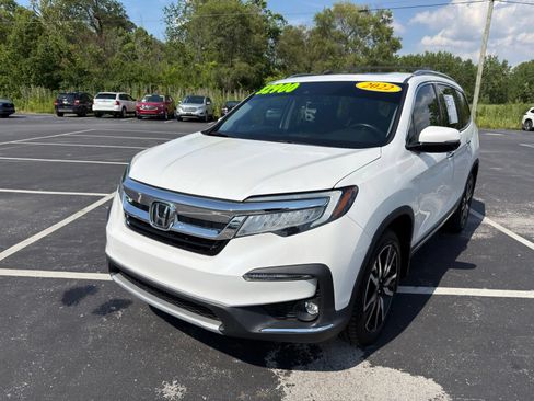 Used 2022 Honda Pilot Touring image 2