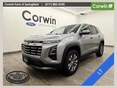 Used 2025 Chevrolet Equinox LT FWD image 1