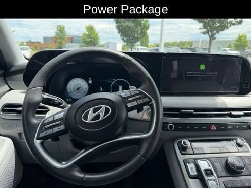 Used 2023 Hyundai Palisade SEL w/ Premium Package AWD/4WD image 3