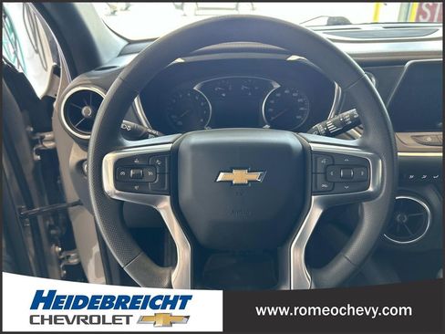Used 2021 Chevrolet Blazer LT AWD/4WD image 18