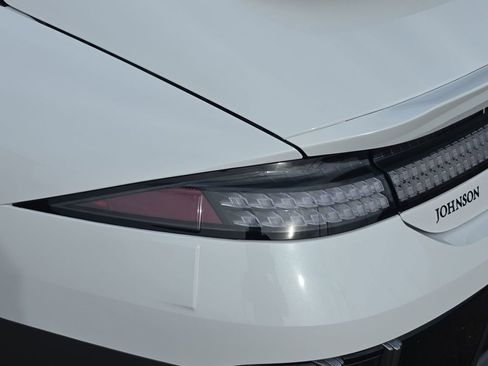 New 2025 Hyundai Ioniq 6 Limited image 45