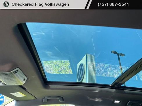 Used 2024 Volkswagen Atlas Cross Sport SEL Premium R-Line w/ Adventure Package AWD/4WD image 21
