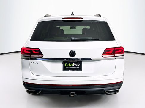 Used 2021 Volkswagen Atlas SE w/ Panoramic Sunroof Package FWD image 7