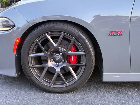 Used 2018 Dodge Charger R/T Scat Pack RWD image 59