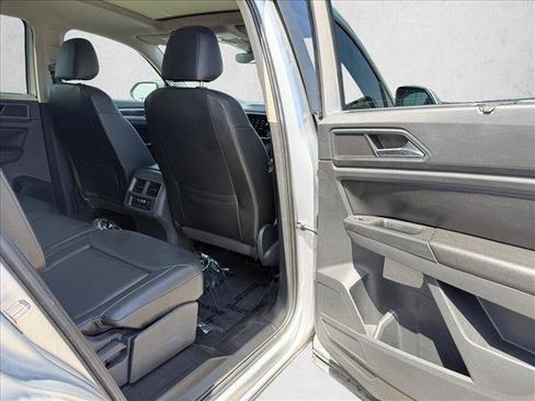 Used 2018 Volkswagen Atlas SEL FWD image 22