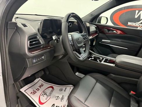 New 2026 Chevrolet Traverse Z71 w/ Enhanced Driving Package AWD/4WD image 13