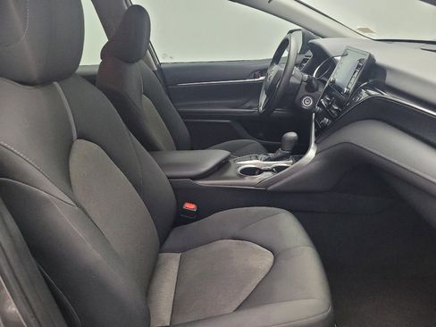 Used 2023 Toyota Camry LE image 21
