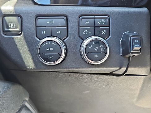 Used 2024 GMC Sierra 1500 SLT image 26