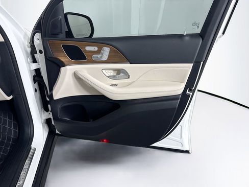 Certified 2025 Mercedes-Benz GLE 350 4MATIC image 25