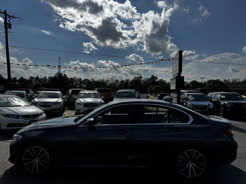 Used 2021 BMW 330i xDrive Sedan w/ Convenience Package AWD/4WD image 4