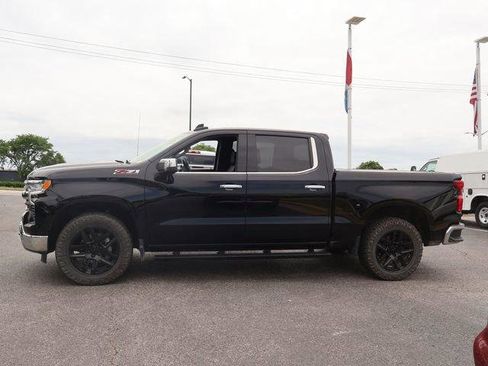 Used 2024 Chevrolet Silverado 1500 LTZ AWD/4WD image 4