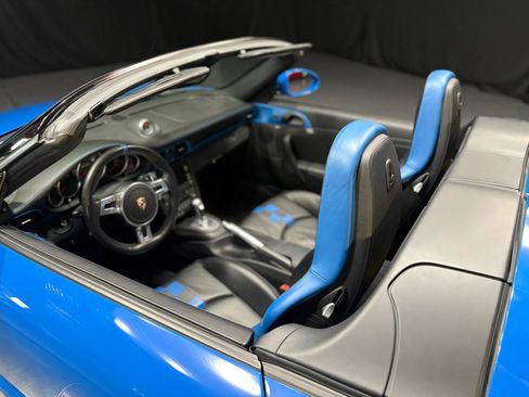 Used 2011 Porsche 911 Speedster RWD image 13