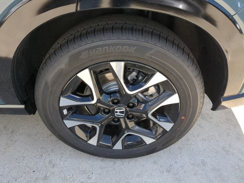 New 2026 Honda HR-V EX-L image 13