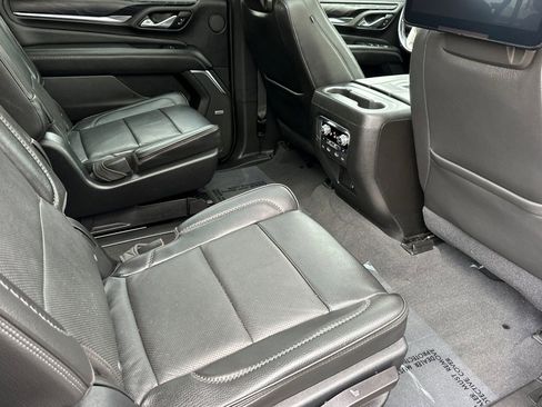 Certified 2021 GMC Yukon XL Denali w/ Denali Premium Package AWD/4WD image 20
