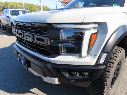 Used 2024 Ford F150 Raptor image 8