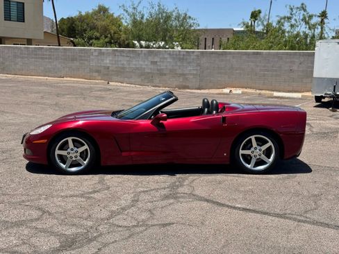 Used 2006 Chevrolet Corvette Convertible w/ Preferred Equipment Group image 5