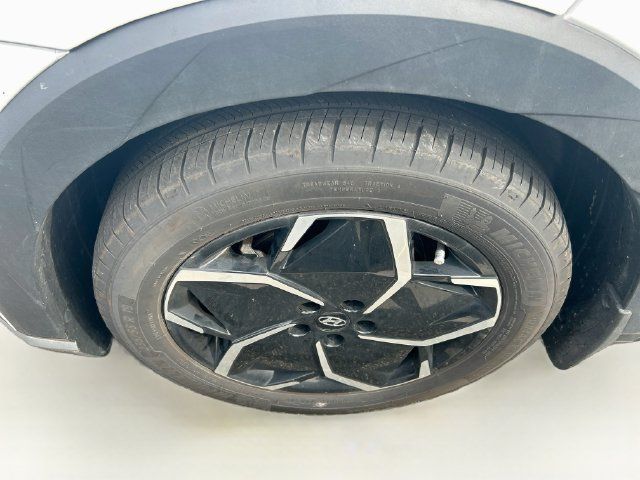 Used 2024 Hyundai Ioniq 5 SEL AWD/4WD image 11