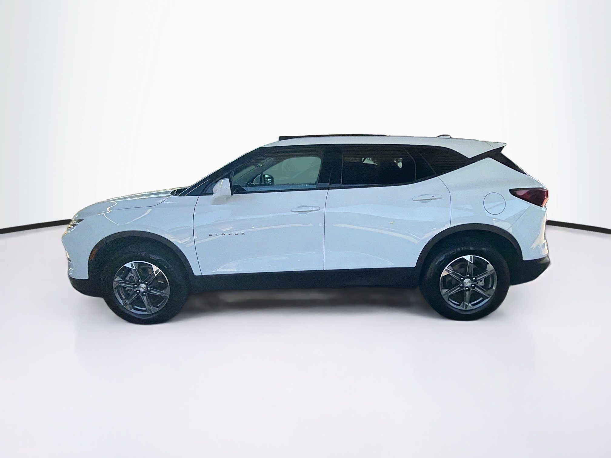 Used 2025 Chevrolet Blazer LT AWD/4WD image 5