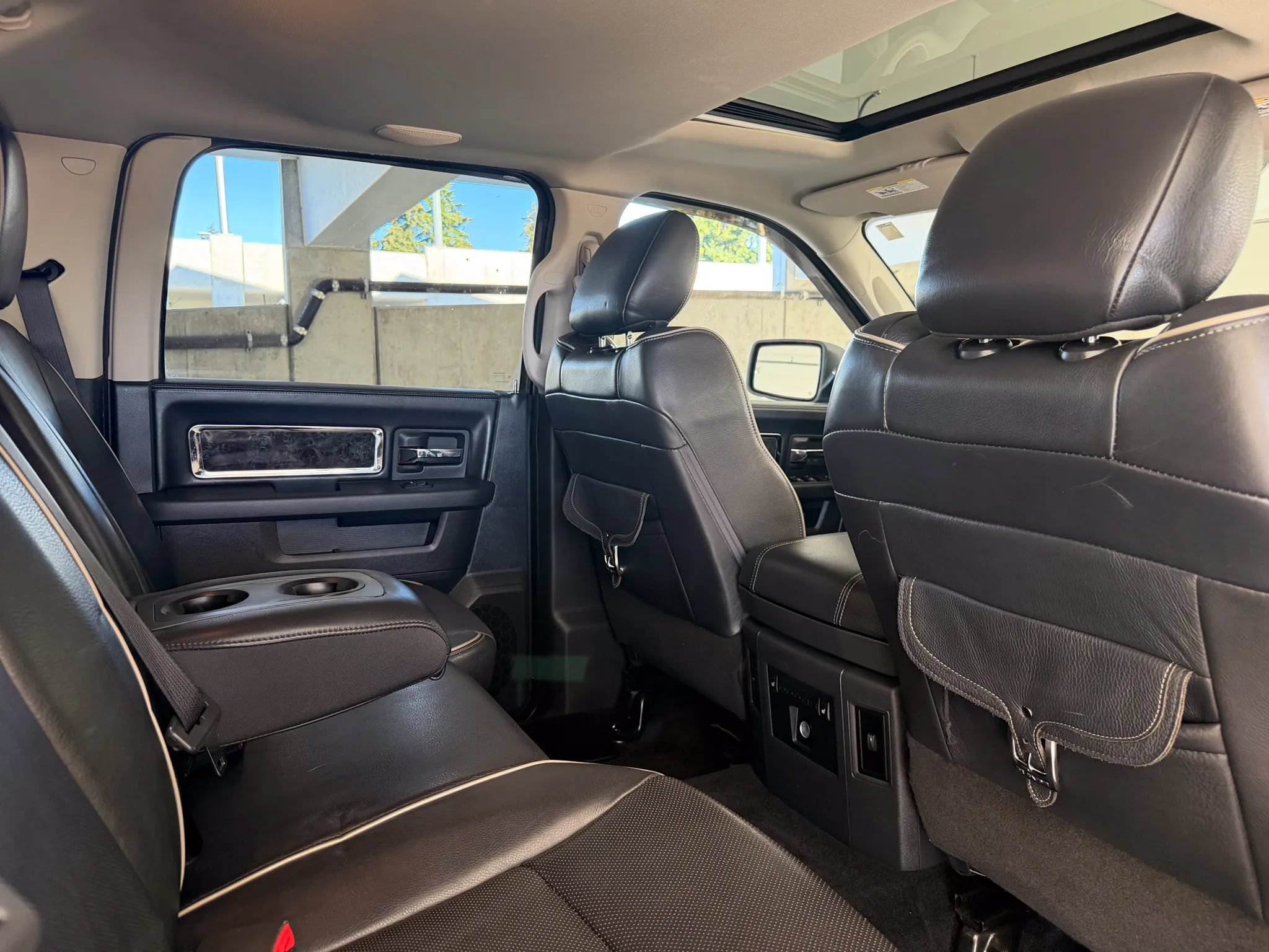 Used 2012 RAM 1500 Laramie Limited AWD/4WD image 22