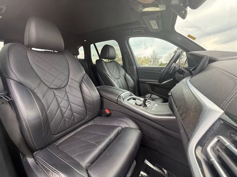 Used 2023 BMW X5 xDrive40i image 32