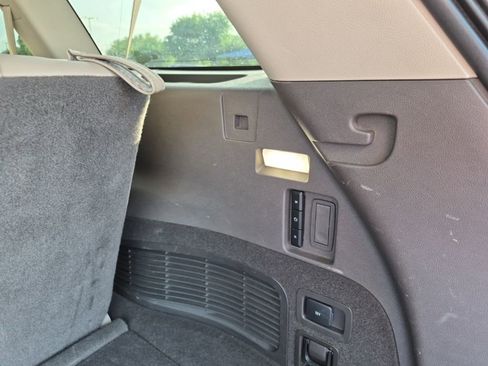 Used 2021 Lincoln Aviator 2WD w/ Elements Package image 19