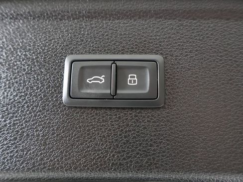 Certified 2024 Audi Q5 2.0T Premium image 16