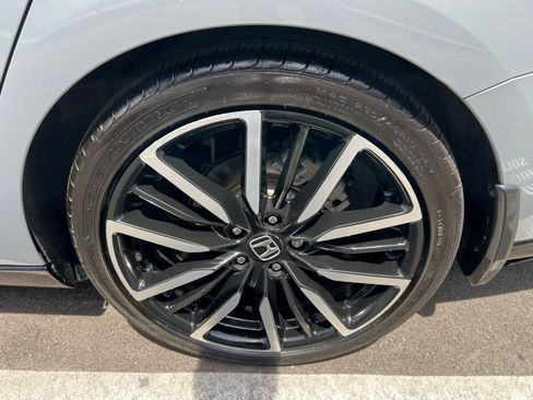 Used 2024 Honda Accord Touring image 16