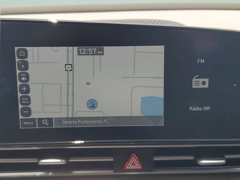 Certified 2024 Hyundai Elantra SEL FWD image 18