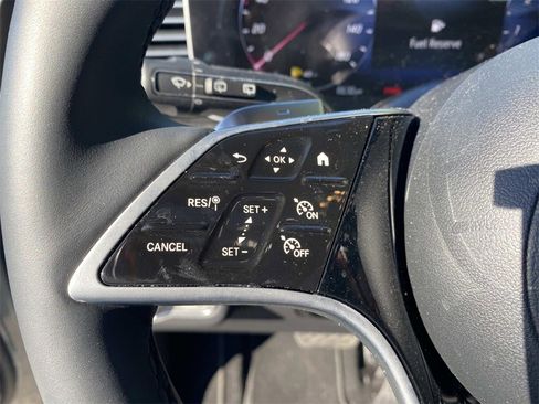 Certified 2025 Mercedes-Benz GLE 450 4MATIC image 18