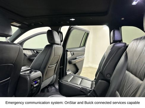 Used 2025 Buick Enclave Avenir w/ Super Cruise Package AWD/4WD image 35