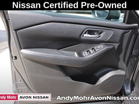 Certified 2026 Nissan Rogue SV AWD/4WD image 18