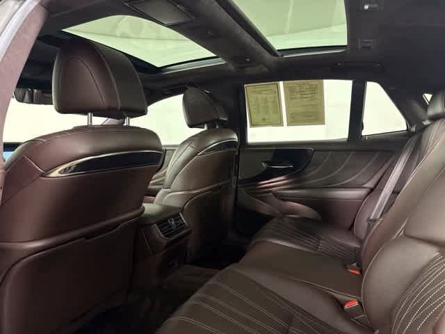 Used 2018 Lexus LS 500 AWD w/ Luxury Package image 31