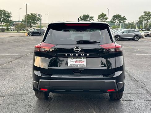 New 2026 Nissan Rogue SV w/ Cold Weather Package AWD/4WD image 5
