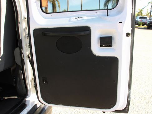 Used 2008 Ford E-350 and Econoline 350 XLT image 9