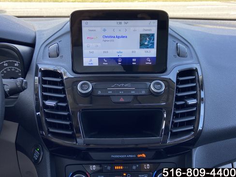 Used 2022 Ford Transit Connect Titanium FWD image 18