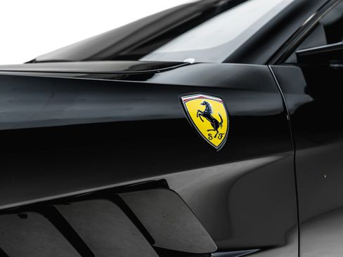 Used 2018 Ferrari GTC4Lusso T RWD image 20