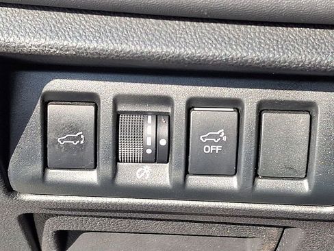 Used 2022 Subaru Outback Touring image 24