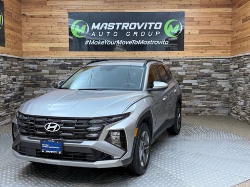 Used 2025 Hyundai Tucson SEL AWD/4WD image 4