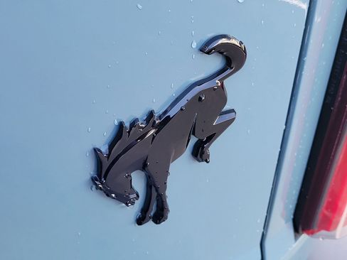 Certified 2023 Ford Bronco Wildtrak AWD/4WD image 6