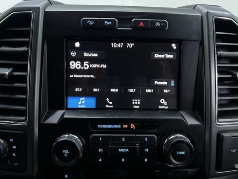 Used 2018 Ford F150 XLT w/ Equipment Group 302A Luxury AWD/4WD image 22