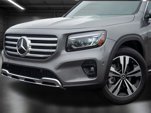 Certified 2025 Mercedes-Benz GLB 250 4MATIC image 15