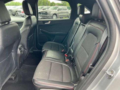 Used 2023 Ford Escape ST-Line w/ Tech Pack #1 AWD/4WD image 5